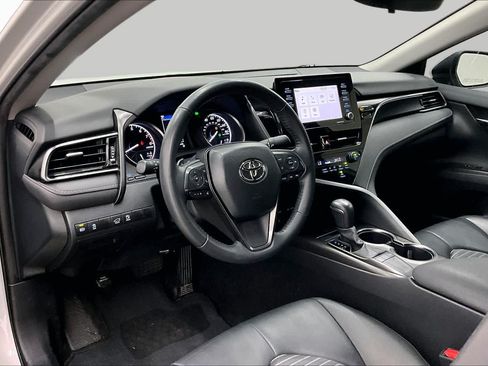 Used 2024 Toyota Camry SE FWD image 16