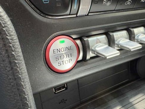 Used 2022 Ford Mustang Premium RWD image 27