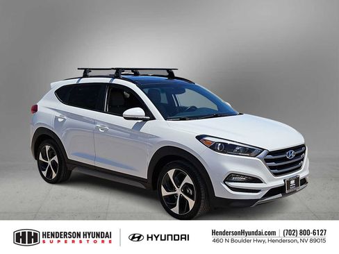 Used 2018 Hyundai Tucson Value w/ Cargo Package FWD image 2