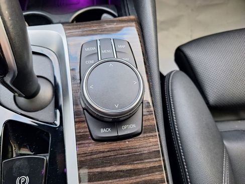 Used 2023 BMW 530i 530i w/ Premium Package image 37