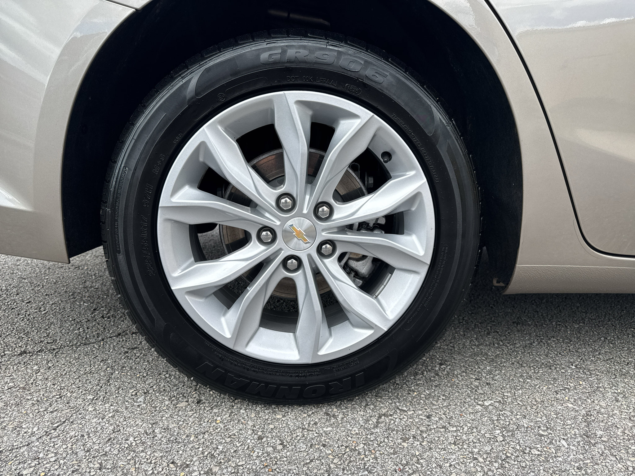 Used 2024 Chevrolet Malibu LT FWD image 11