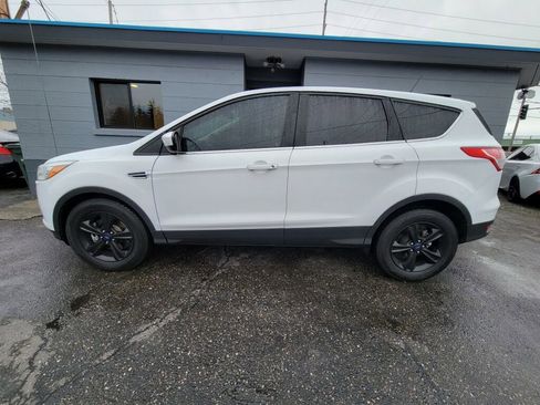 Used 2014 Ford Escape SE image 5