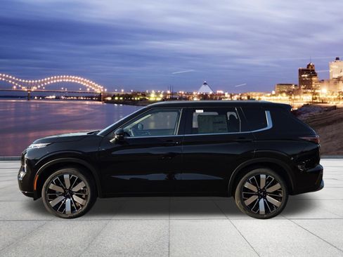 New 2026 Mitsubishi Outlander AWD image 2