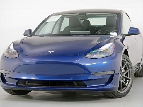 Used 2022 Tesla Model 3 Long Range image 3