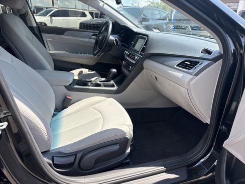 Used 2019 Hyundai Sonata SEL FWD image 13