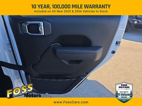 New 2026 Jeep Gladiator Sport image 12