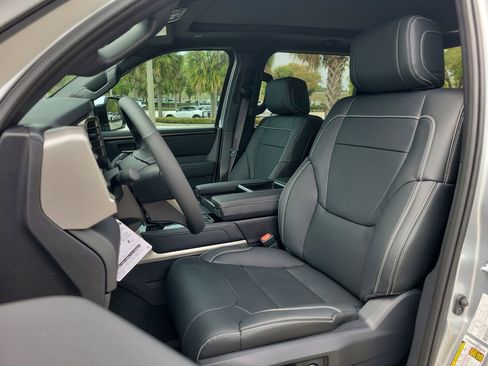 New 2026 Toyota Tundra Limited AWD/4WD image 16