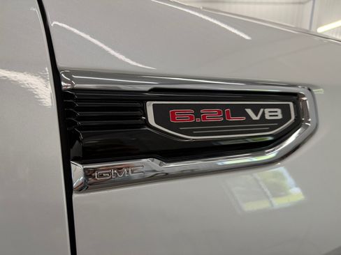 Used 2021 GMC Sierra 1500 Denali w/ Denali Ultimate Package AWD/4WD image 35