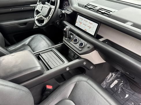 Used 2020 Land Rover Defender 110 HSE image 17
