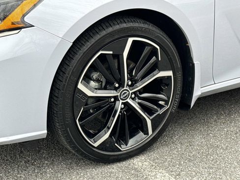 Used 2023 Nissan Altima 2.5 SR image 7