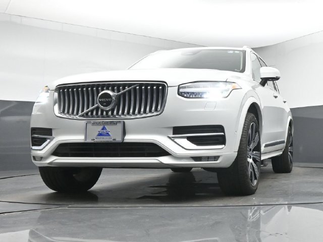 Used 2023 Volvo XC90 B6 Ultimate w/ Protection Package Premier AWD/4WD image 12