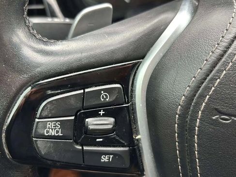 Used 2019 BMW 530i w/ Convenience Package image 37