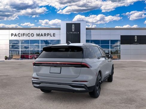 New 2026 Lincoln Nautilus Reserve w/ Jet Appearance Package AWD/4WD image 8