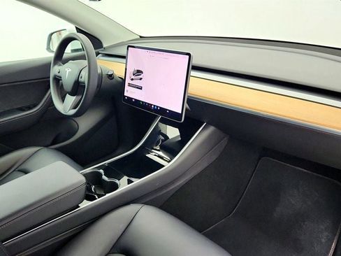 Used 2020 Tesla Model Y Long Range AWD/4WD image 28