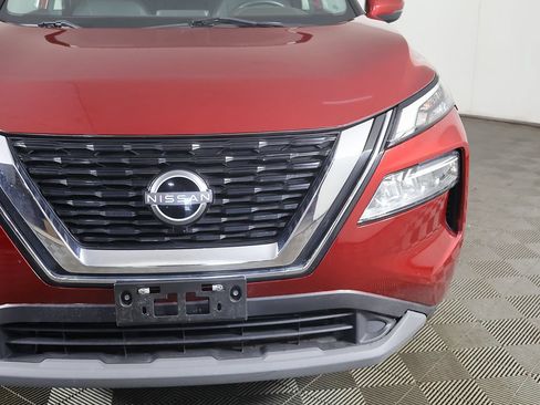 Used 2023 Nissan Rogue SV w/ SV Premium Package AWD/4WD image 13