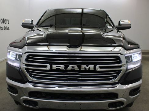 Used 2024 RAM 1500 Laramie AWD/4WD image 7
