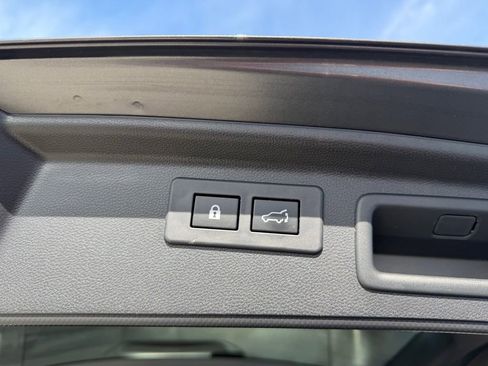 Used 2022 Subaru Forester Wilderness image 33