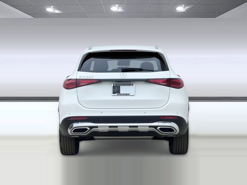 New 2026 Mercedes-Benz GLC 300 image 9