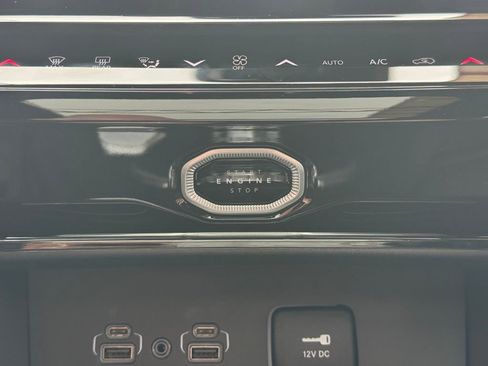 New 2026 Jeep Grand Cherokee L Limited AWD/4WD image 15