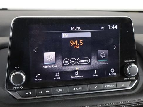 Used 2026 Nissan Rogue SV FWD image 32