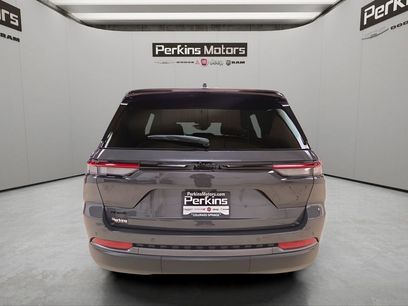 New 2026 Jeep Grand Cherokee Laredo