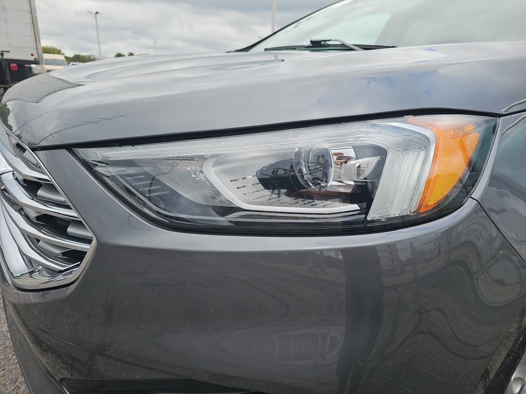 Used 2022 Ford Edge SEL AWD/4WD image 31