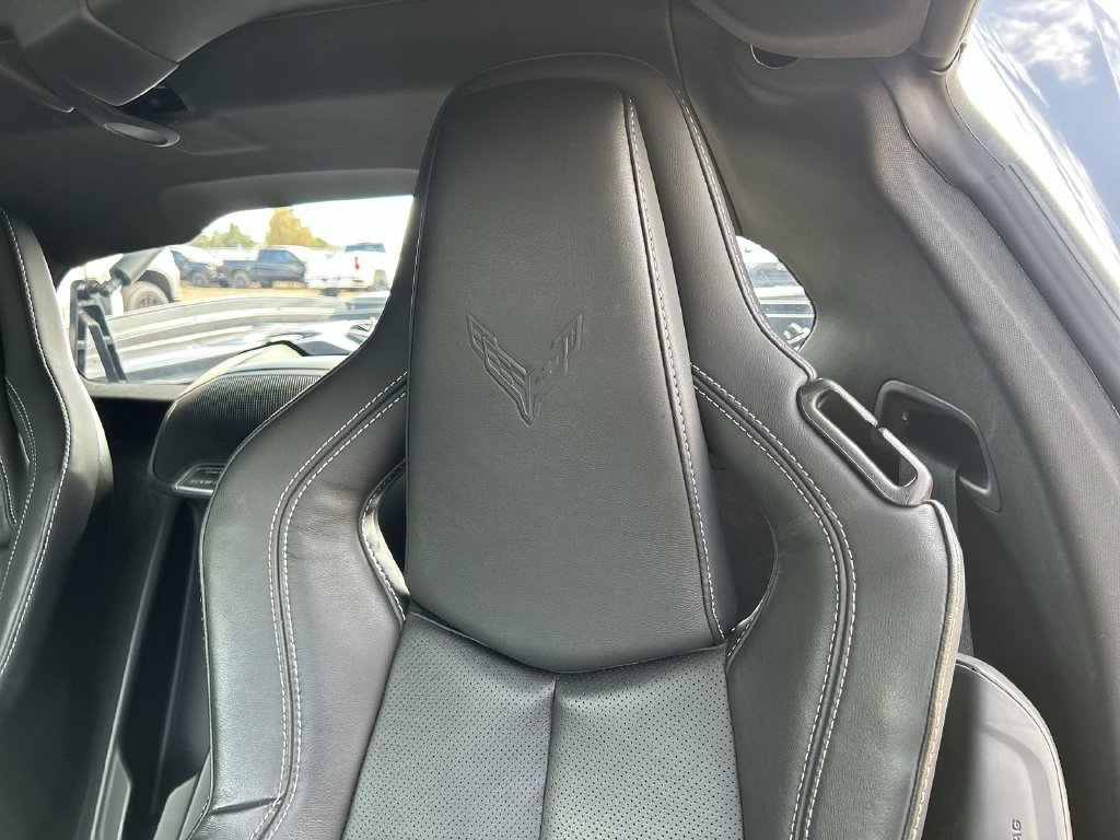 Used 2024 Chevrolet Corvette Stingray Coupe RWD image 32