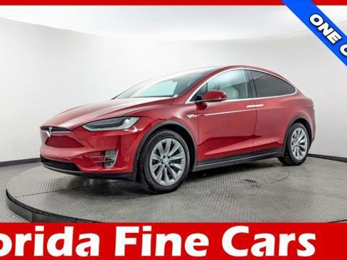Used 2016 Tesla Model X 90D image 1