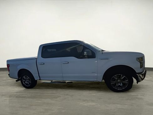 Used 2015 Ford F150 XLT w/ Equipment Group 302A Luxury image 4