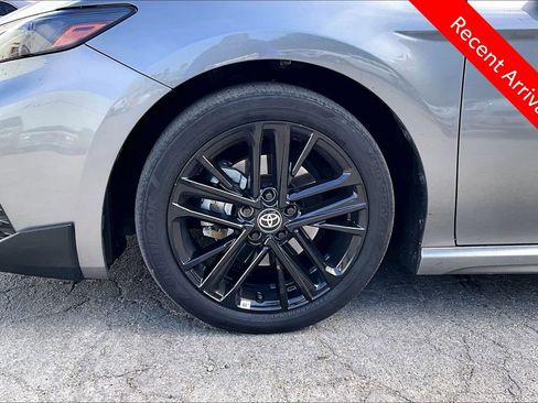 Certified 2025 Toyota Camry SE w/ Convenience Package image 8