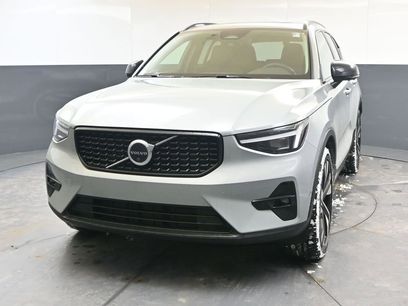 New 2026 Volvo XC40 B5 Ultra w/ Protection Package Premier