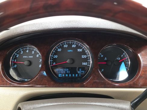 Used 2008 Buick Lucerne CXL w/ Driver Confidence Package FWD image 37