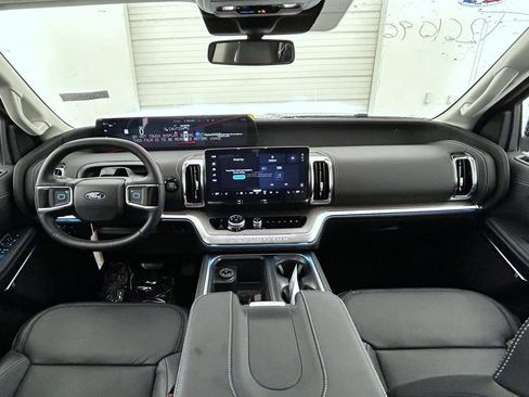 New 2026 Ford Expedition Max Platinum AWD/4WD image 14