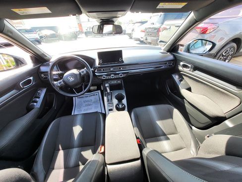 Used 2025 Honda Civic Sport image 10
