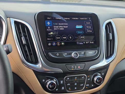 Certified 2024 Chevrolet Equinox Premier FWD image 25