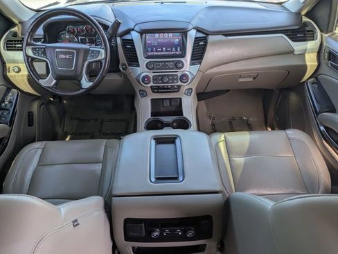 Used 2019 GMC Yukon SLT w/ Premium Edition image 17