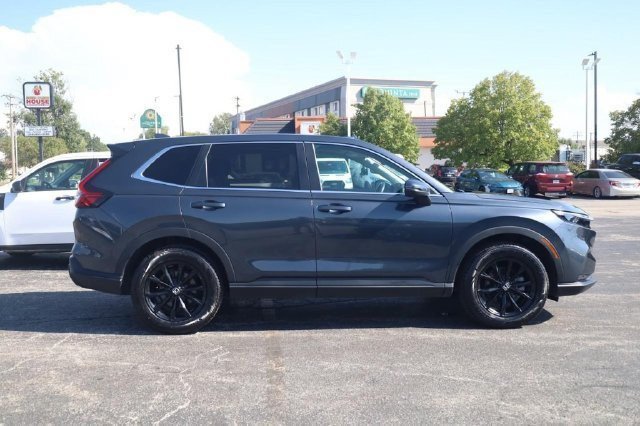 Used 2023 Honda CR-V EX-L image 4
