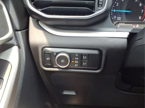 Certified 2023 Ford Explorer XLT w/ Equipment Group 202A AWD/4WD image 14