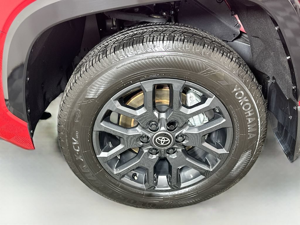 Certified 2025 Toyota Tundra Platinum AWD/4WD image 32