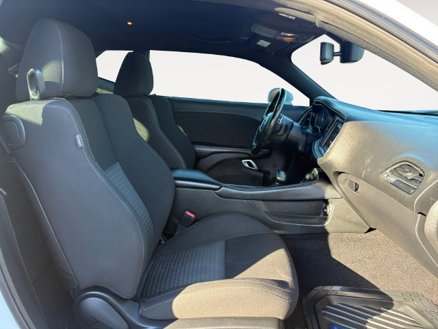 Used 2022 Dodge Challenger GT RWD image 15