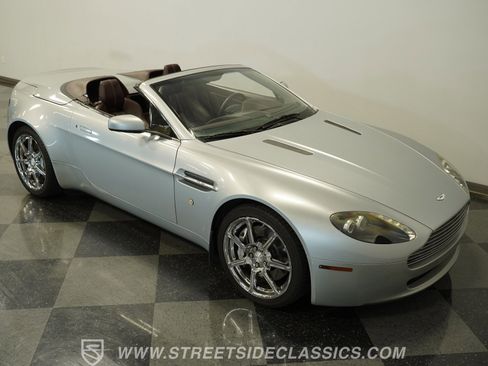 Used 2008 Aston Martin V8 Vantage Roadster image 24
