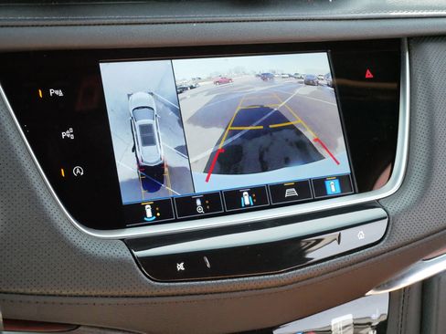 Used 2023 Cadillac XT5 Premium Luxury image 30