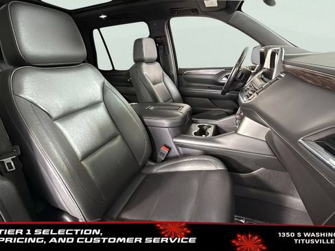Used 2022 Chevrolet Tahoe Z71 w/ Luxury Package AWD/4WD image 34
