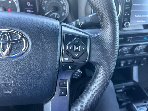 Used 2023 Toyota Tacoma TRD Off-Road w/ TRD Premium Off Road Package AWD/4WD image 30