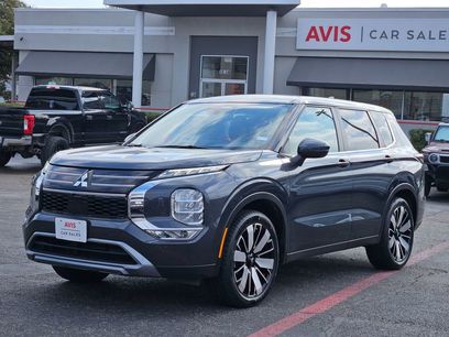 Used 2025 Mitsubishi Outlander SE