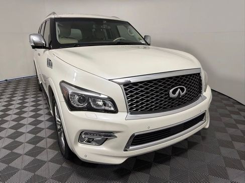 Used 2016 INFINITI QX80 2WD w/ Deluxe Technology Package image 8
