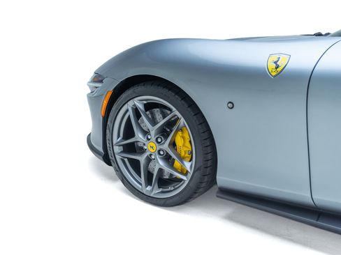 Used 2023 Ferrari Roma RWD image 19