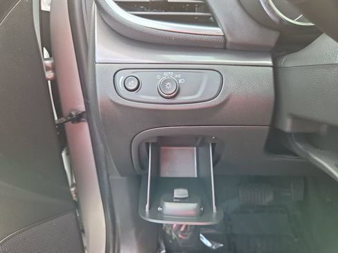 Certified 2022 Buick Encore Preferred w/ Safety Package AWD/4WD image 25