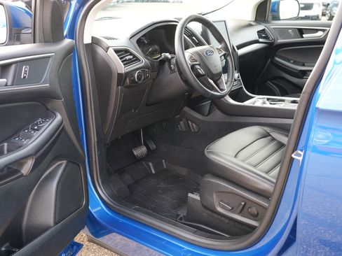 Used 2024 Ford Edge SEL w/ Convenience Package image 17