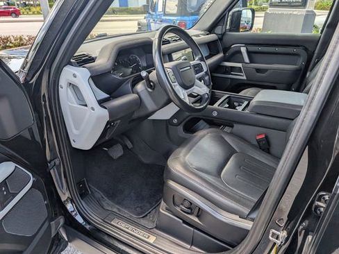 Used 2022 Land Rover Defender 110 X-Dynamic SE AWD/4WD image 10